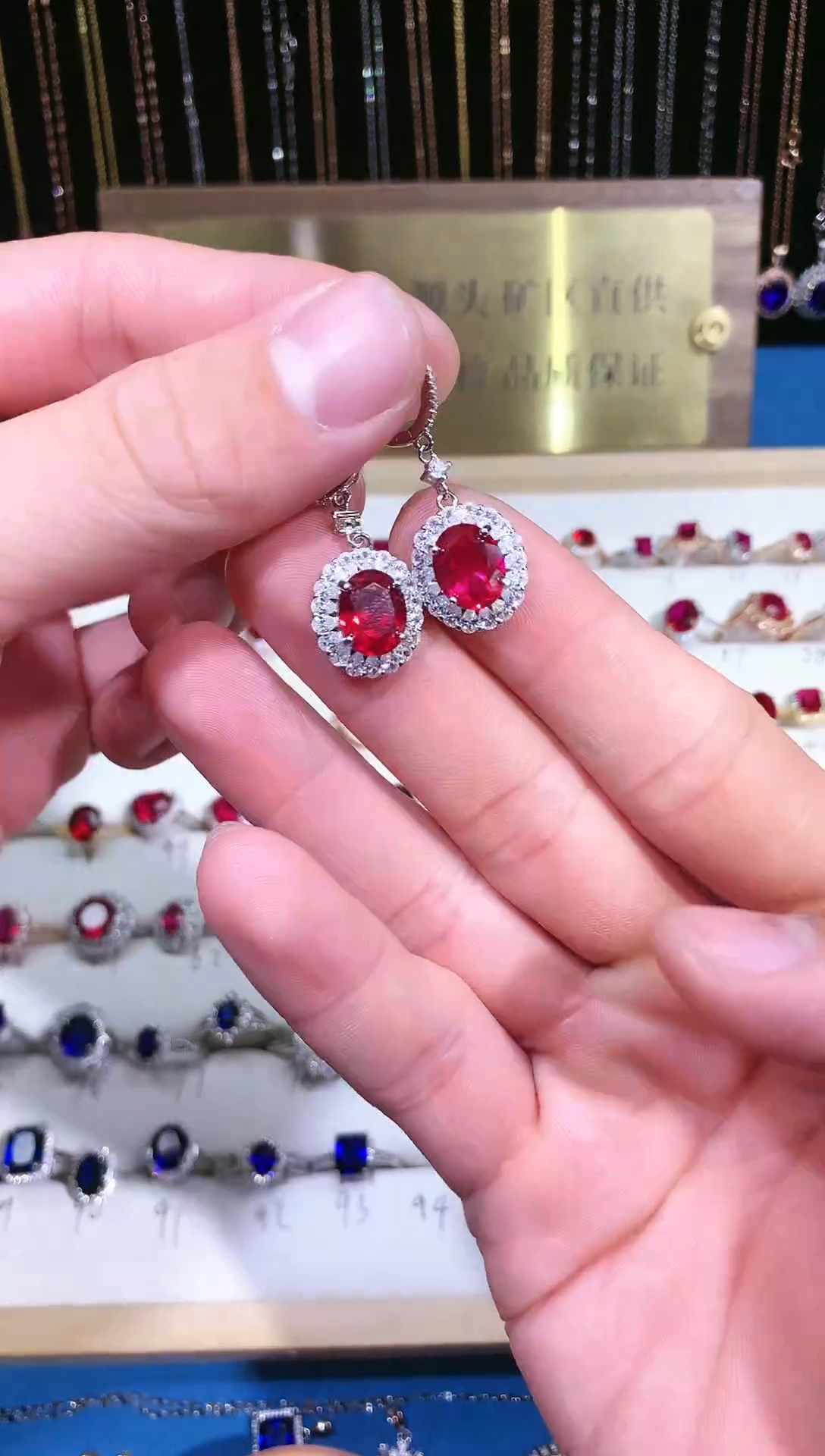 【闪购商品】红宝石耳饰银S925镶嵌11111