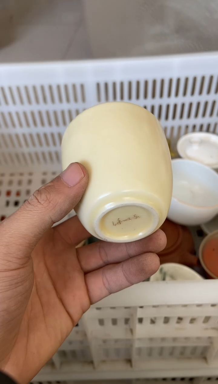 杯无运费险有瑕疵的摄影的产品有使用过的痕迹有点脏介意勿拍