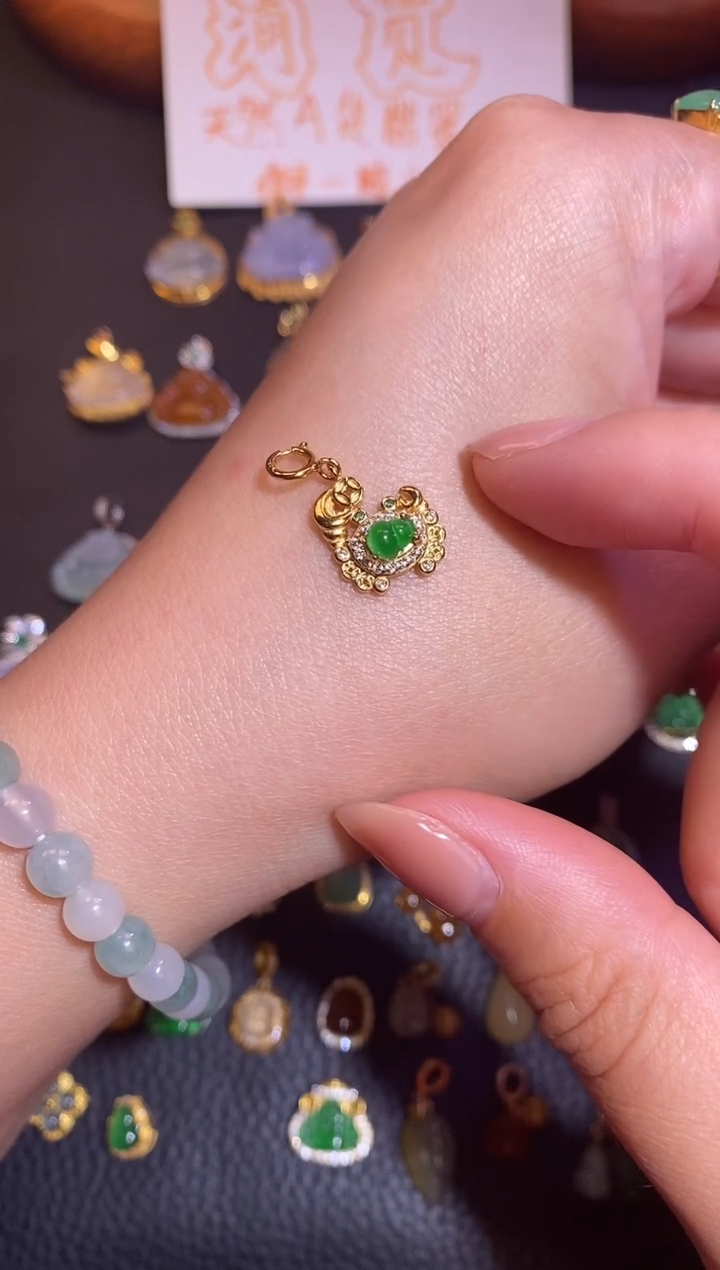 颈饰银S925镶嵌翡翠a货翡翠