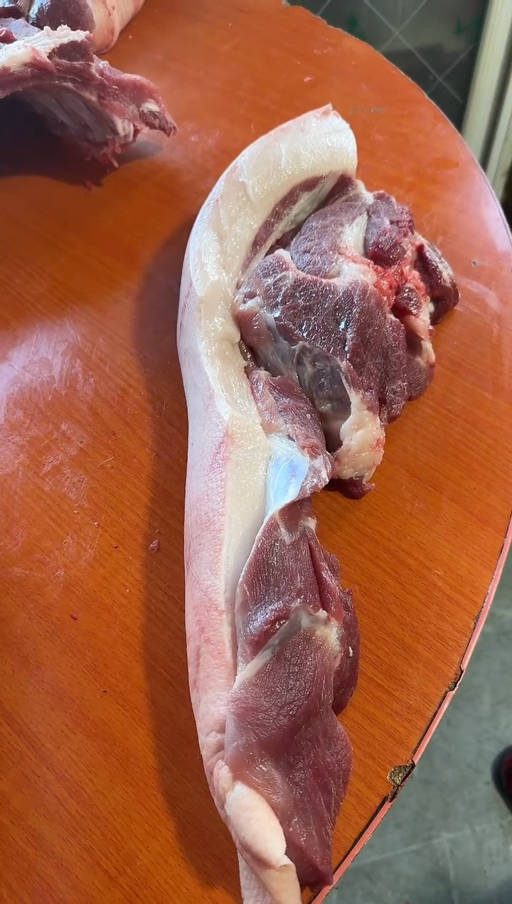 中国大陆180食用农产品狮***️猪前漕肉2.47狮子座