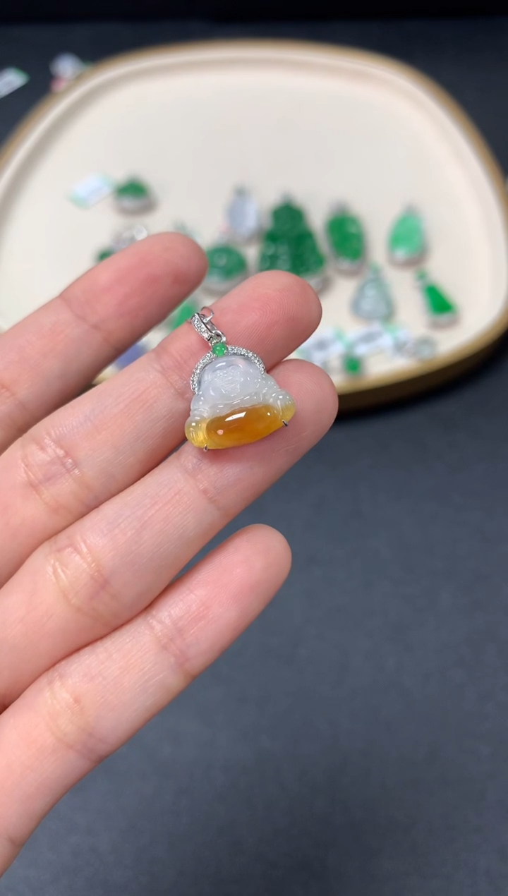 【闪购商品】翡翠吊坠(不含链)18K金镶嵌1980