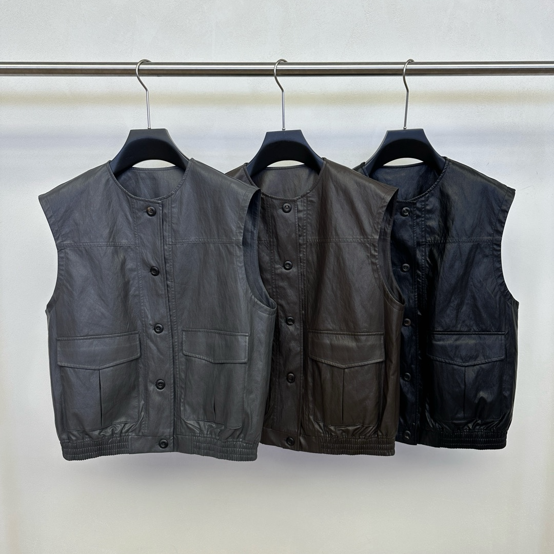 新款极简风圆领时髦叠穿马甲时尚