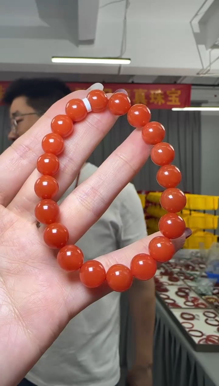 【闪购商品】南红玛瑙手串未镶嵌樱桃红新年款10mm+