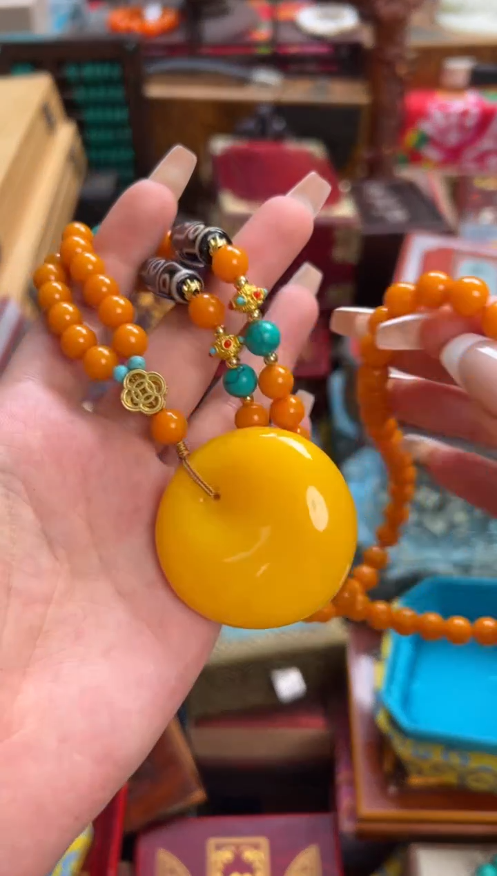 瓷片--------瓷---------蜜蜡大平安扣