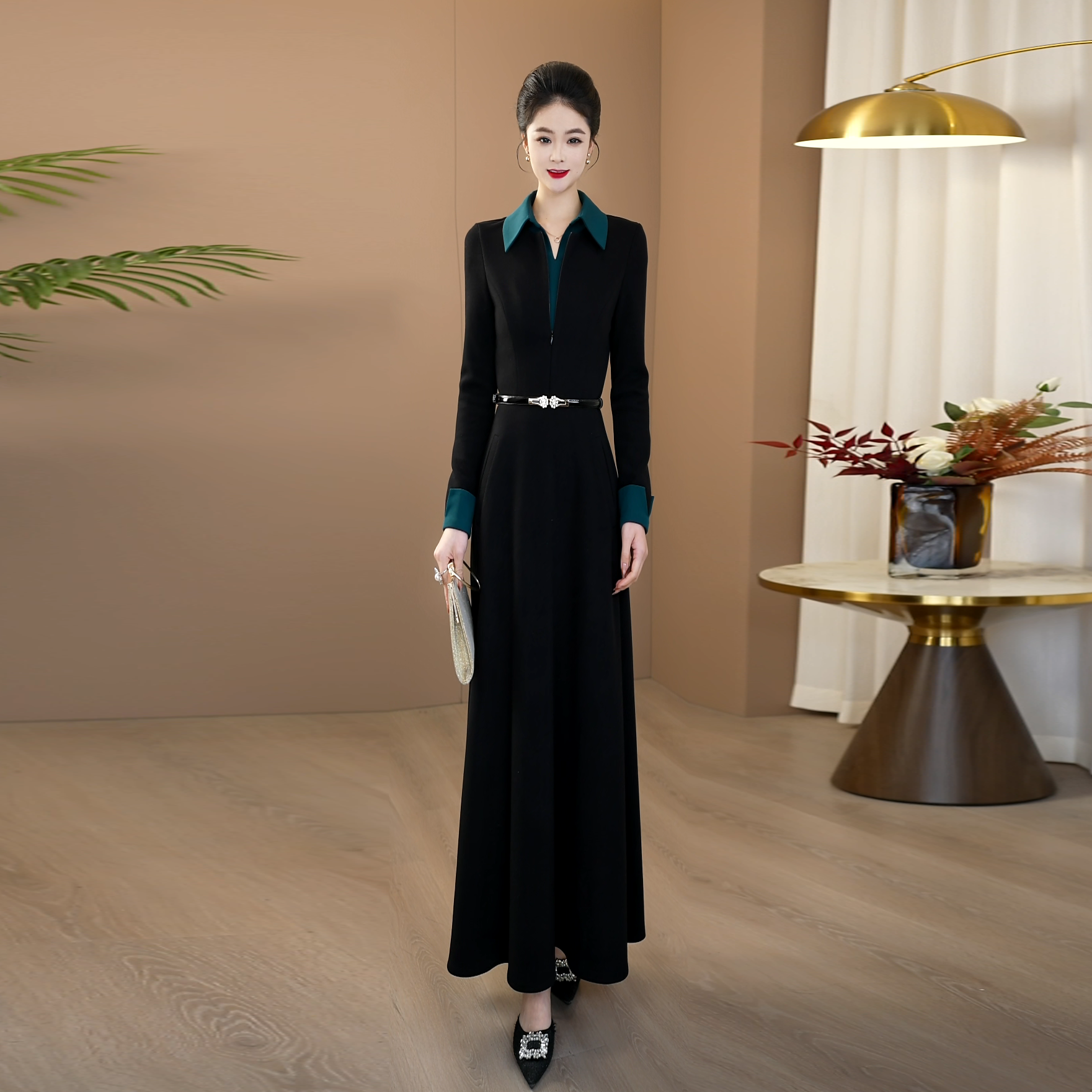 气质显瘦假两件连衣裙2025年秋冬加厚保暖设计感收腰显白长裙229