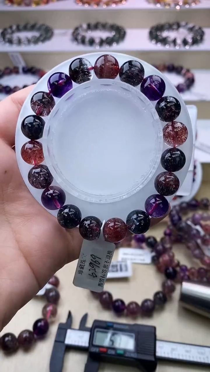 【闪购商品】水晶手链未镶嵌黑加仑超七单圈10m+