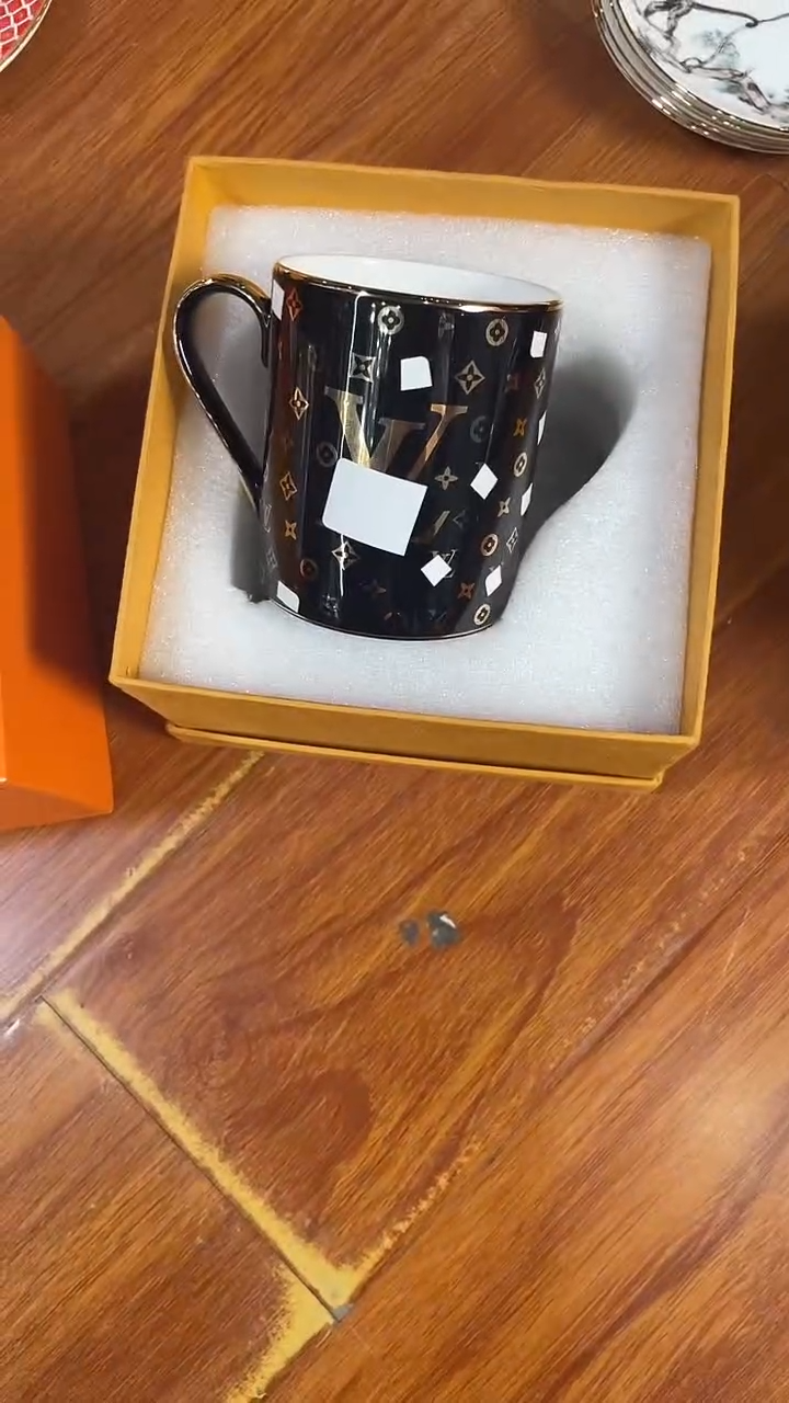 杯鸿辉家品牌瓷器，京东包邮！