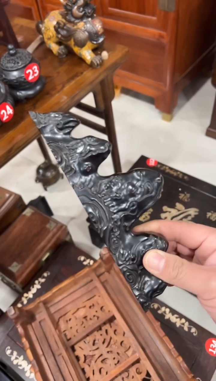 ?**?紫檀木山型毛笔价