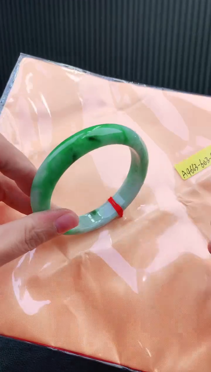 未镶嵌手镯翡翠60