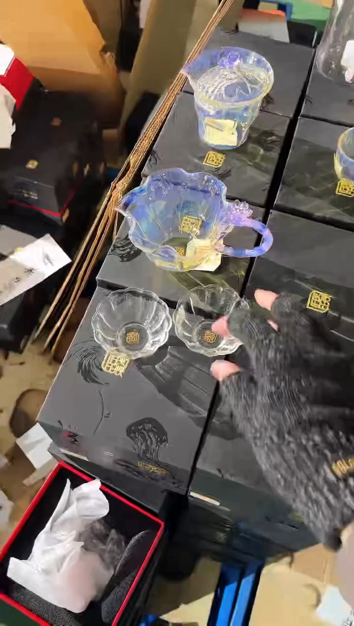 【闪购商品】荷韵公杯紫色加花瓣品杯两只晶焱金标