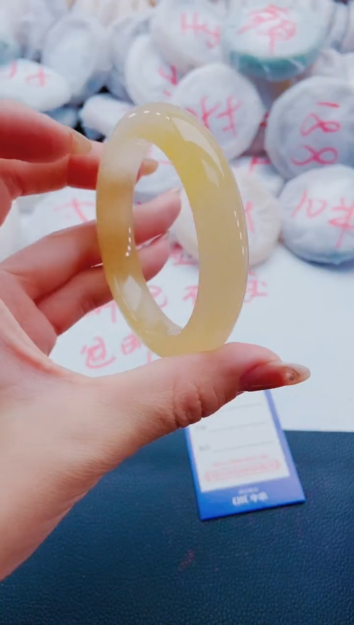 未镶嵌手镯石英质玉K20-57-58