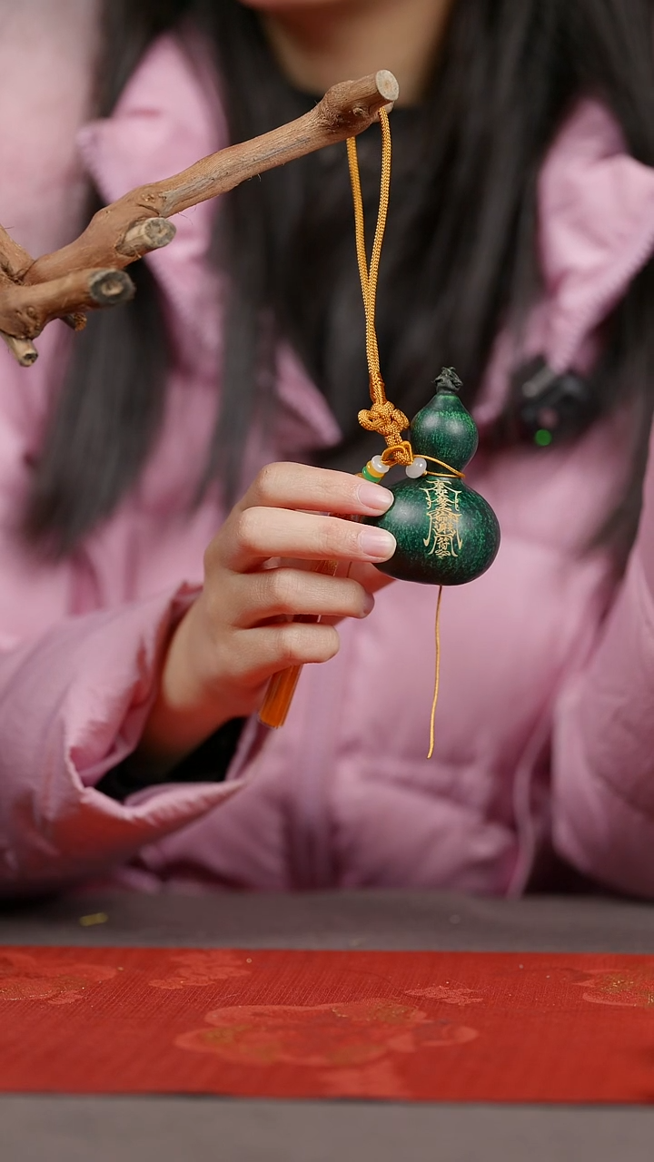 【闪购商品】1948号葫芦摆件车挂手持