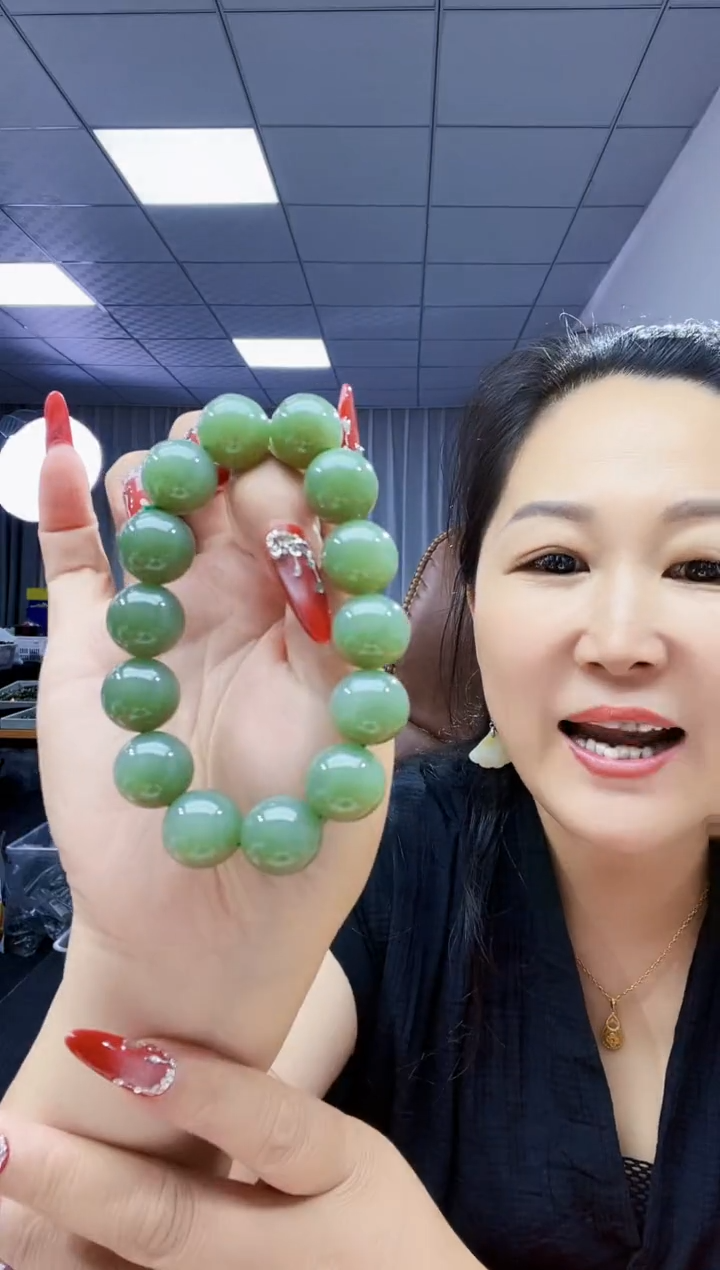 手串未镶嵌和田玉纯天然和田玉新疆且末海蓝之谜16