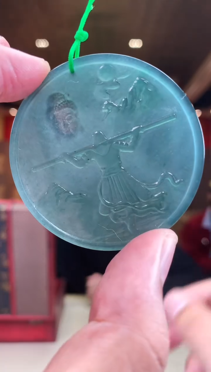 【闪购商品】定制翡翠未镶嵌             *641