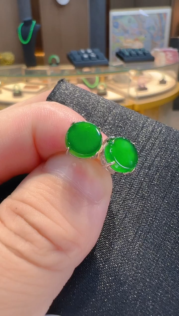 翡翠银S925镶嵌耳钉多样性发其一