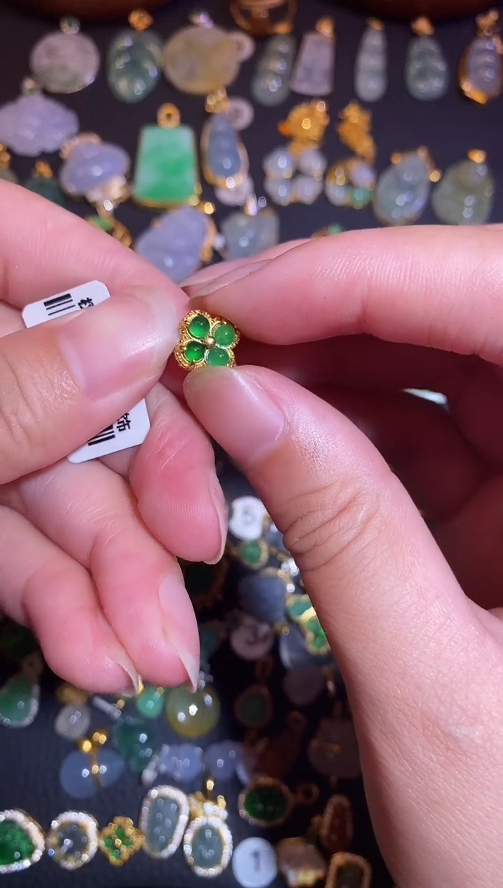 翡翠银S925镶嵌颈饰天然A货翡翠