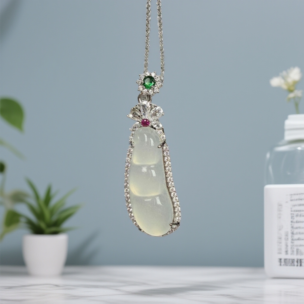 主播推荐漂亮气质白镶嵌四季豆吊坠z175