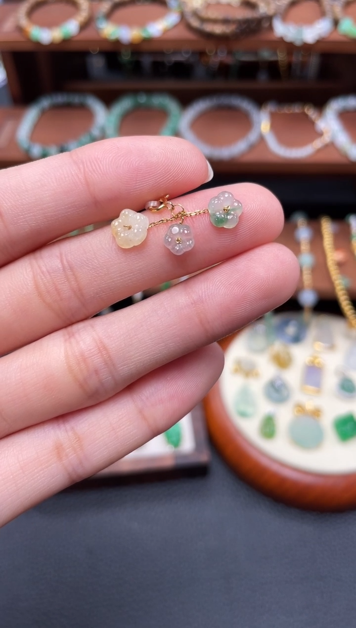 【闪购商品】翡翠吊坠(不含链)18K金镶嵌一个  JK539