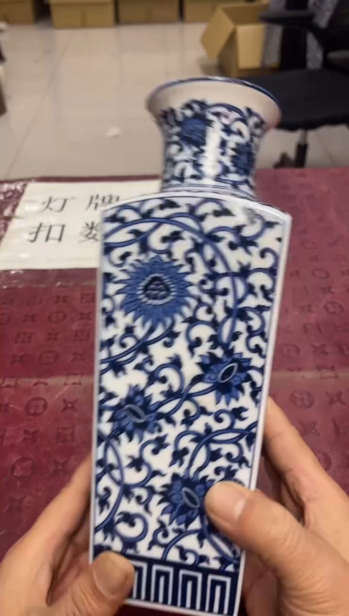 瓶默认微瑕，no退no换，介意勿拍