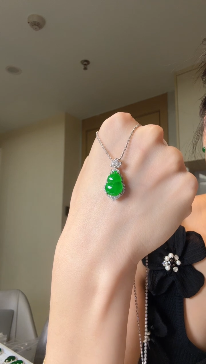 翡翠银S925镶嵌吊坠(不含链)天然翡翠吊坠