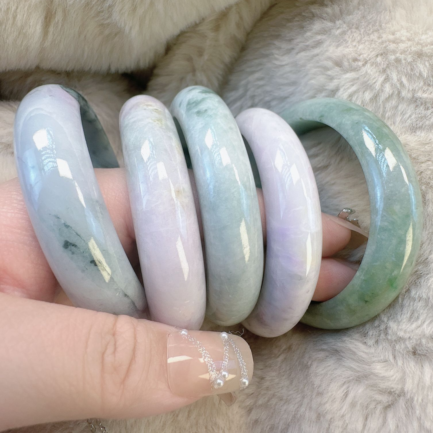 天然缅甸翡翠手镯