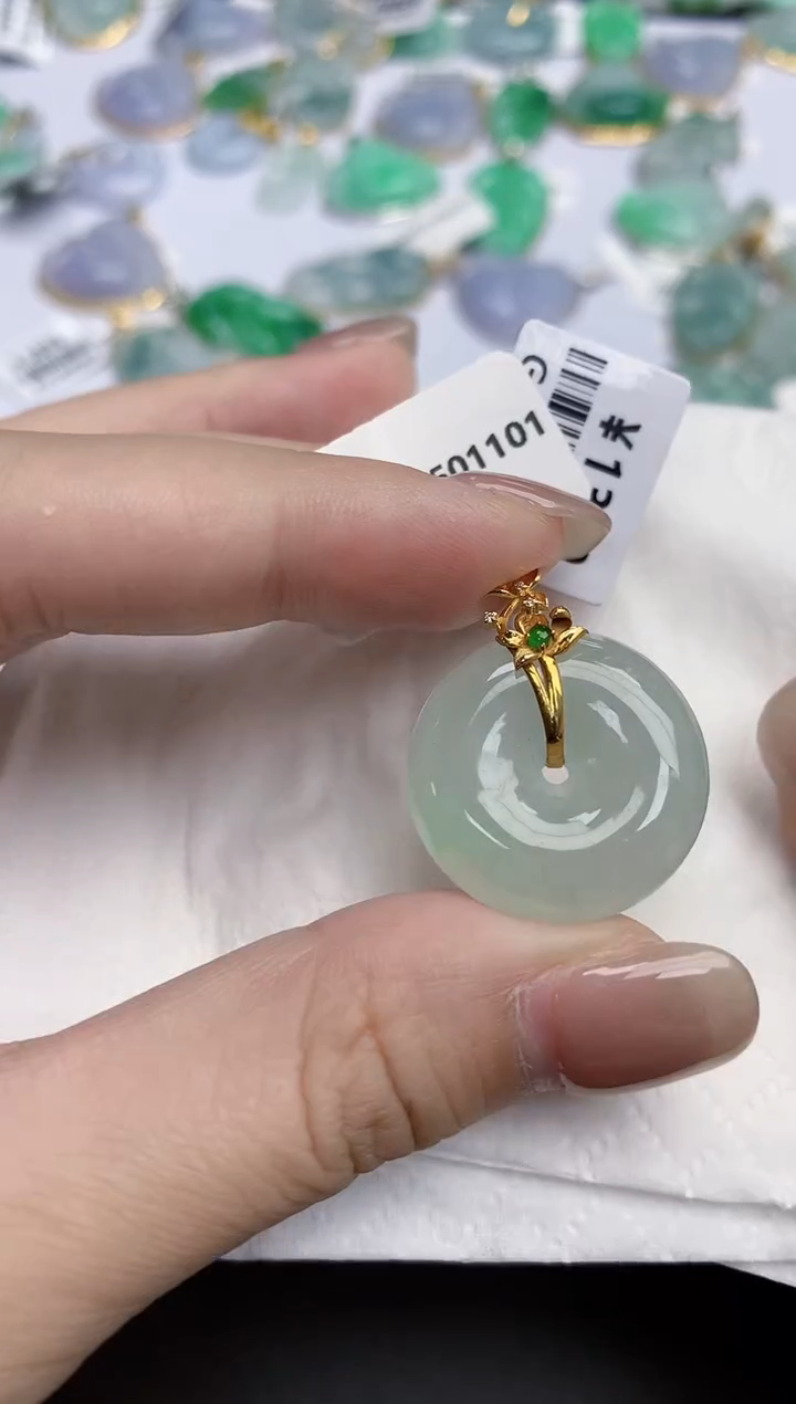 【闪购商品】翡翠颈饰18K金镶嵌天然缅甸翡翠A货