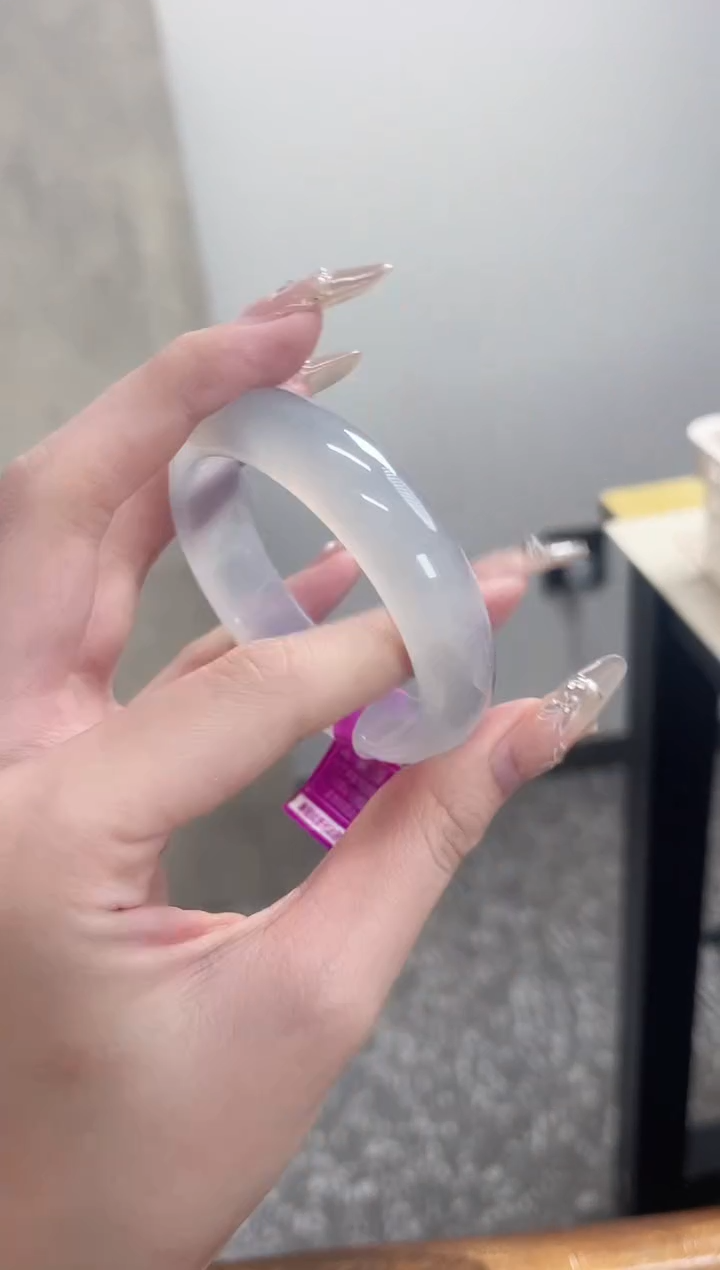 【闪购商品】玛瑙/玉髓手镯未镶嵌54圈 需要包容宽胎