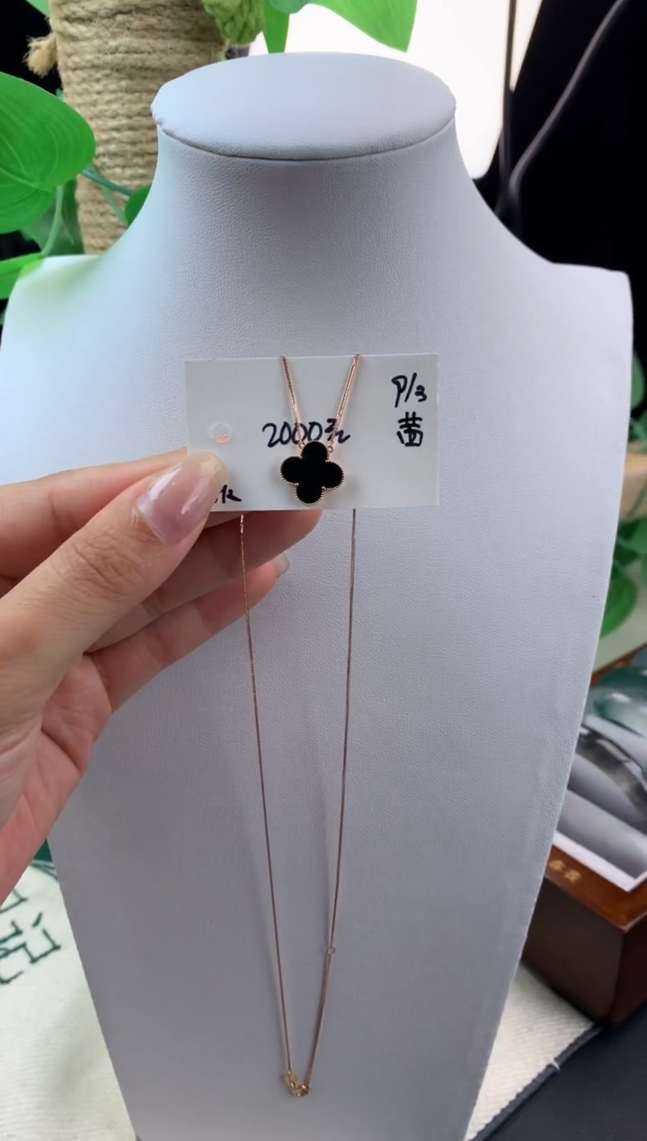 【闪购商品】翡翠颈饰未镶嵌女神节#送礼#，下单联系客服核对地址~