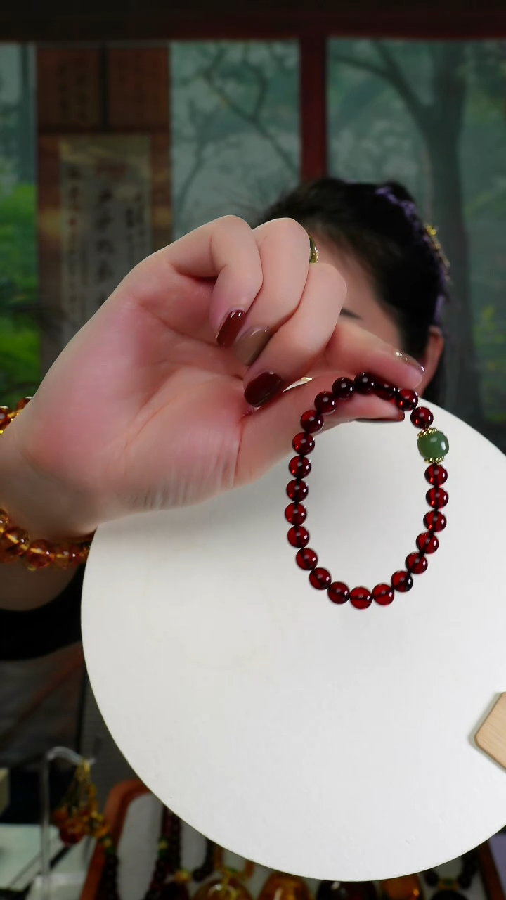 【闪购商品】血珀颈饰未镶嵌7+福利