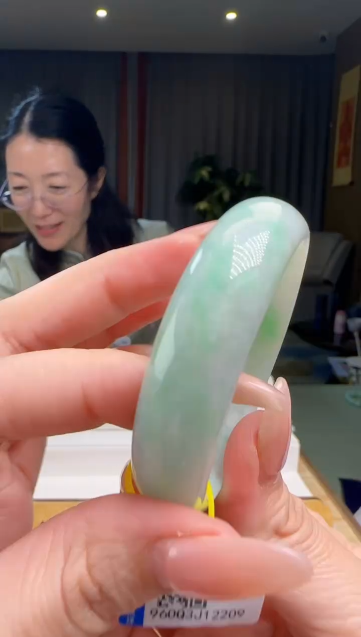 【闪购商品】翡翠手镯未镶嵌YJ@@960Q3J12209