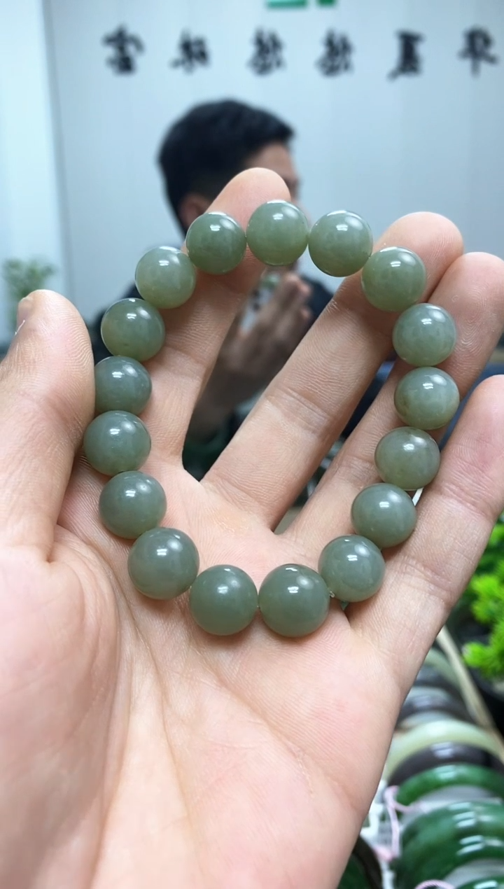 和田玉未镶嵌手镯12mm