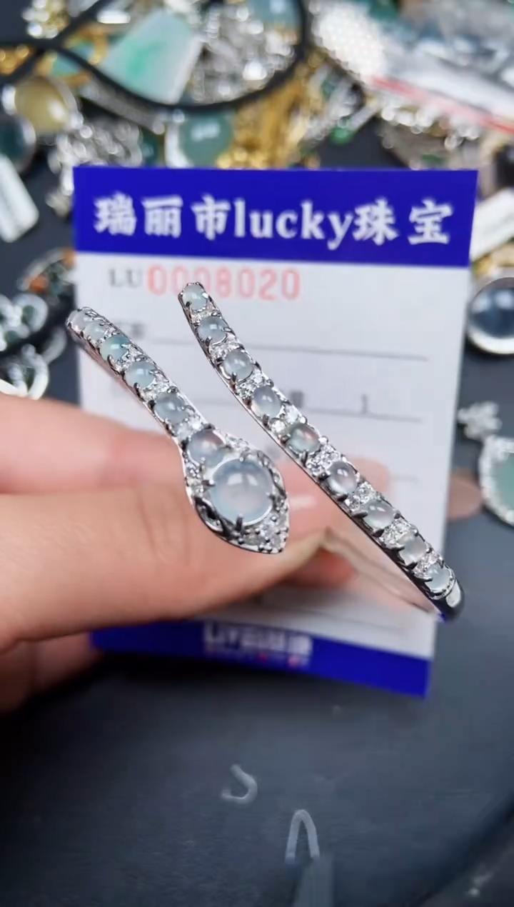 【闪购商品】翡翠颈饰银S925镶嵌8020