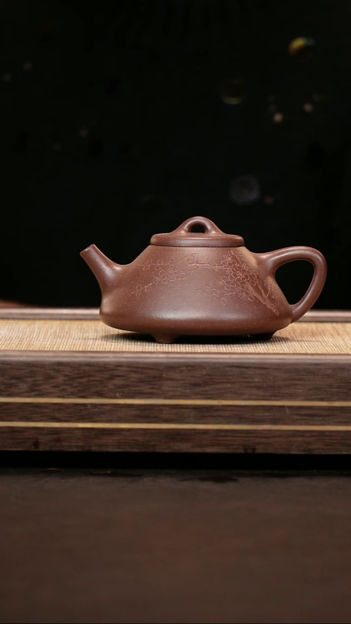 茶壶紫砂91底槽清 子冶石瓢 刻绘梅