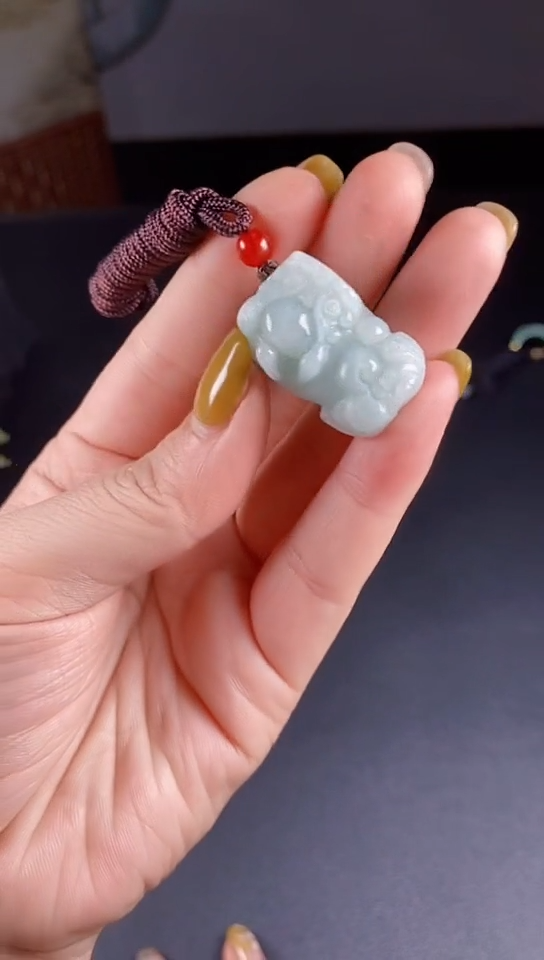 【闪购商品】翡翠未镶嵌颈饰00000000006