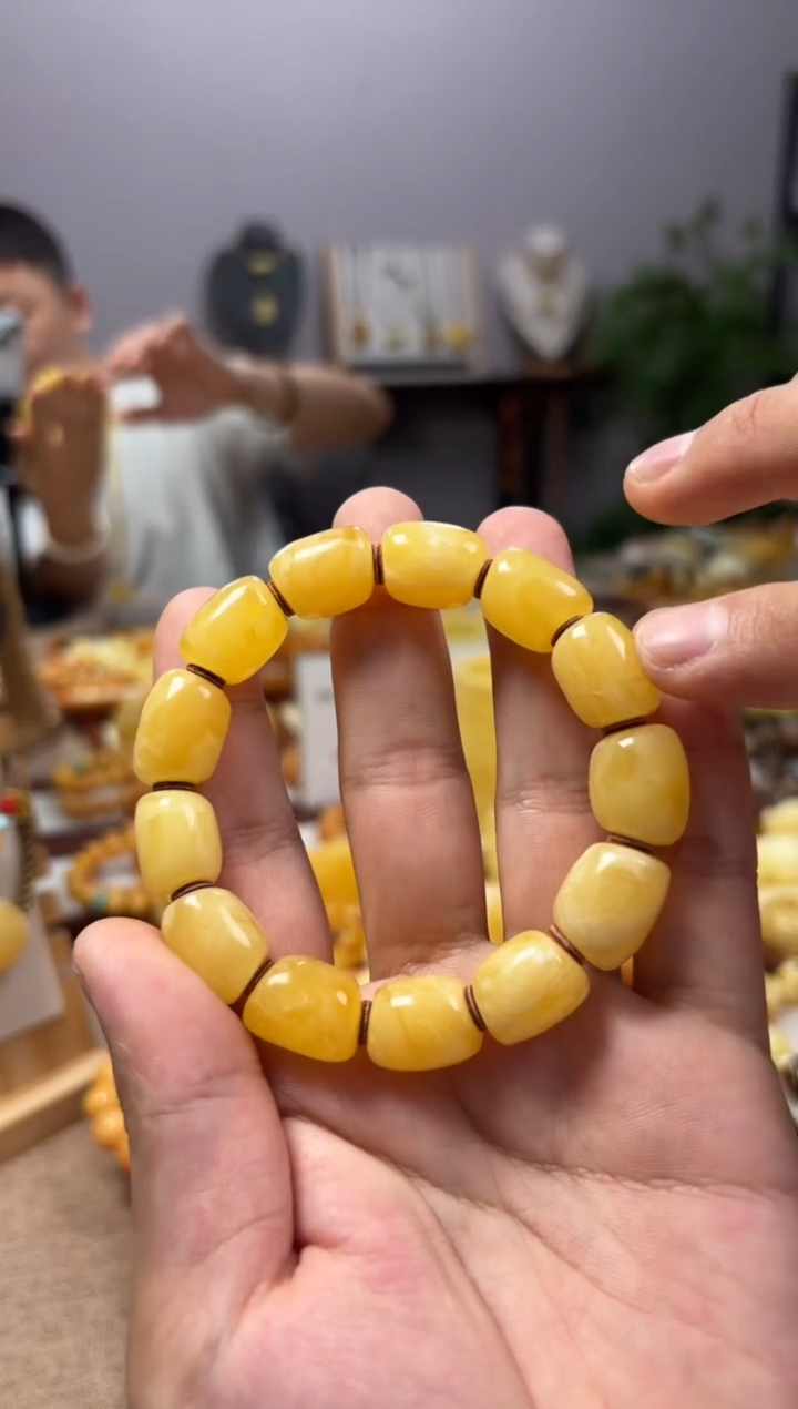 【闪购商品】蜜蜡裸石未镶嵌手串