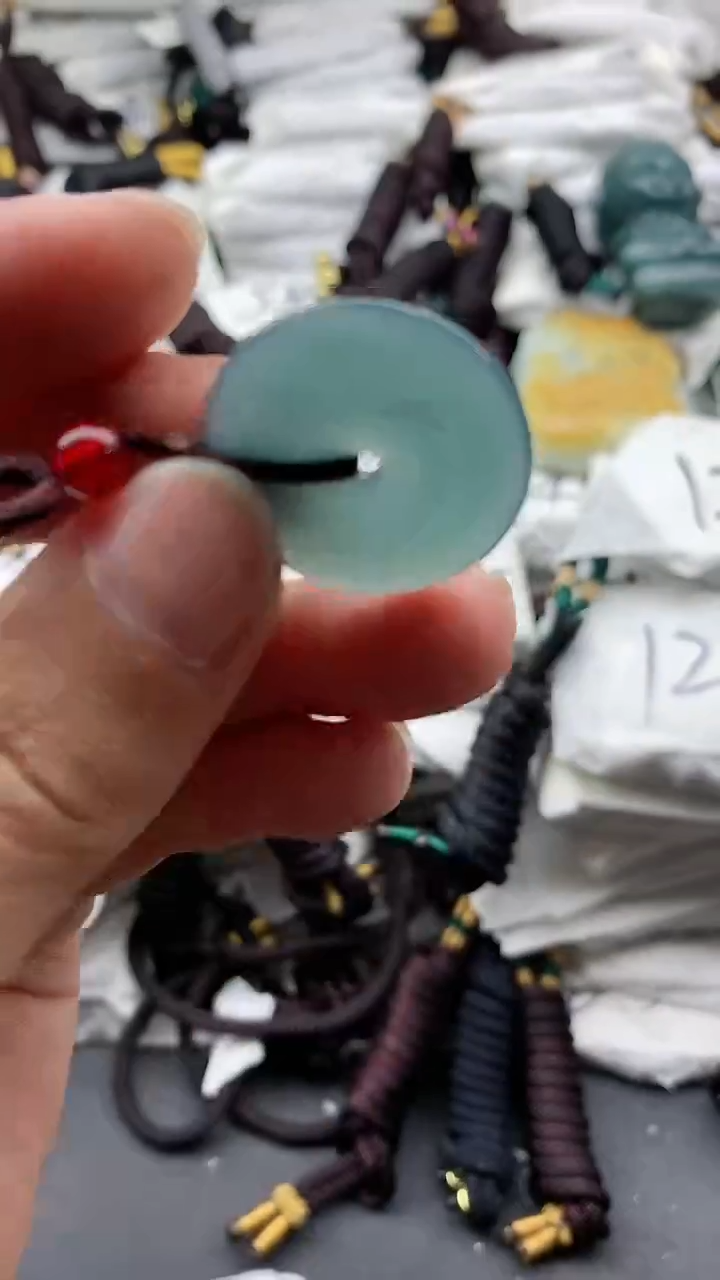 【闪购商品】翡翠颈饰未镶嵌555555555555