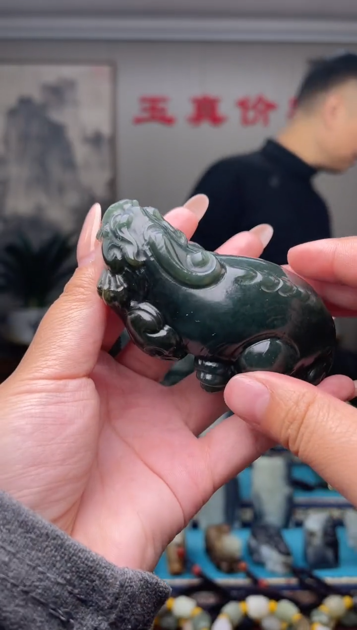 未镶嵌和田玉挂件1