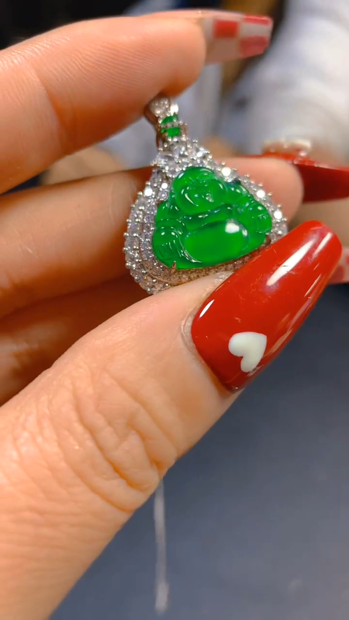 【闪购商品】翡翠吊坠(赠链)未镶嵌0582035675多样性发一