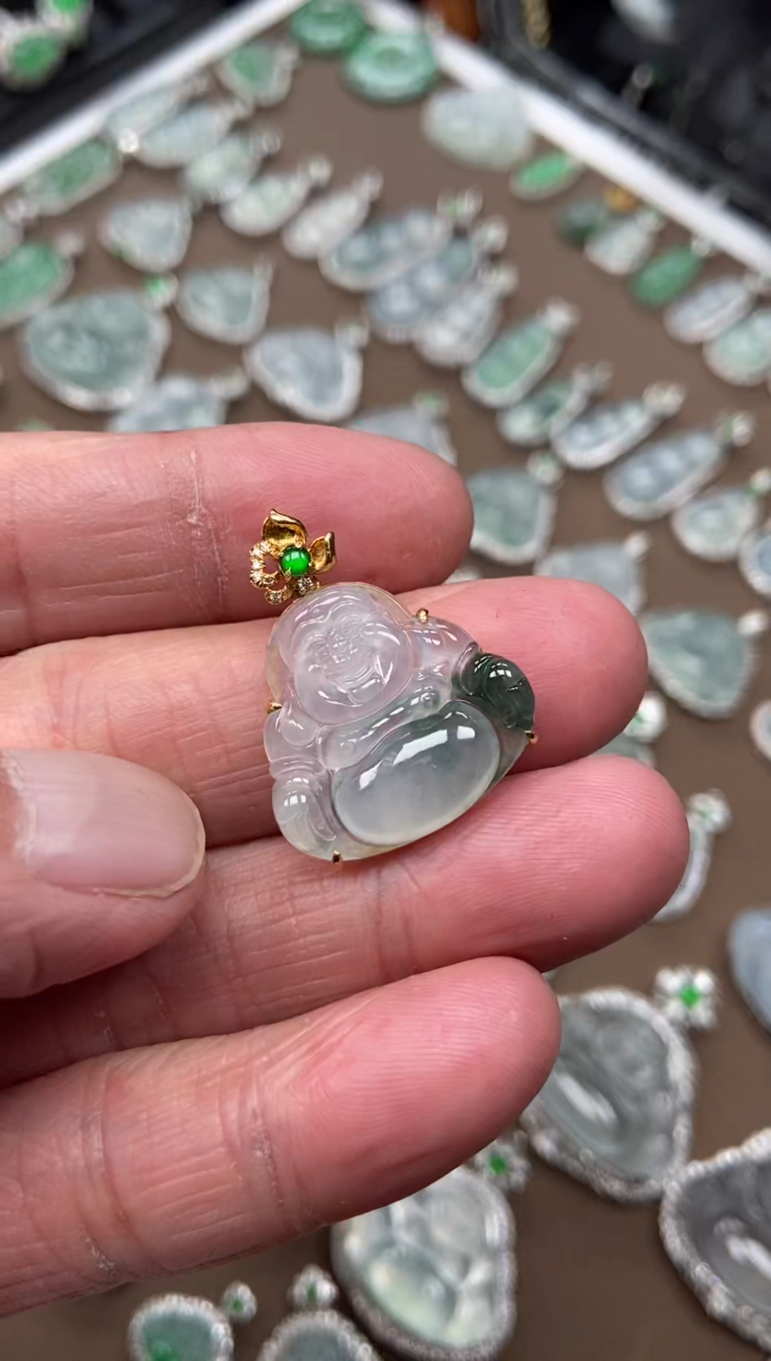 【闪购商品】翡翠吊坠(不含链)18K金镶嵌佛公