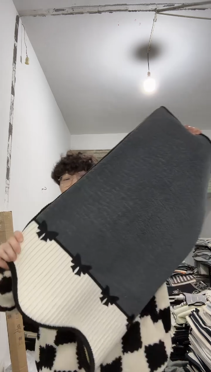 雪尼尔110*340深灰色碟依