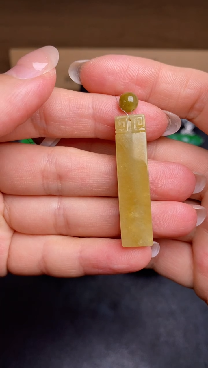 【闪购商品】翡翠颈饰未镶嵌翡翠