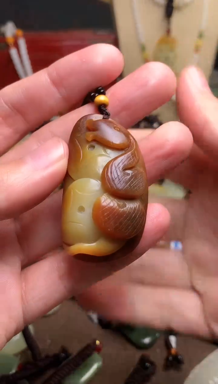 颈饰未镶嵌和田玉新疆料青海料清水和田玉吊坠