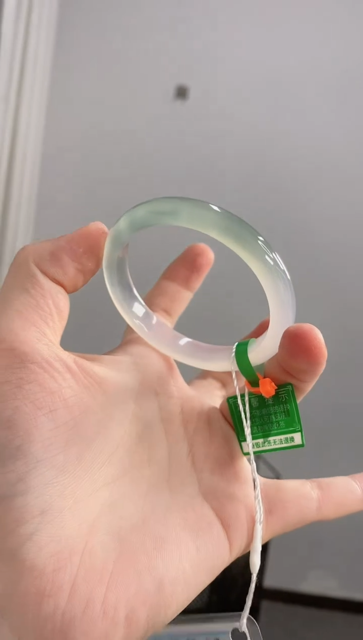 【闪购商品】玛瑙/玉髓手镯未镶嵌50圈