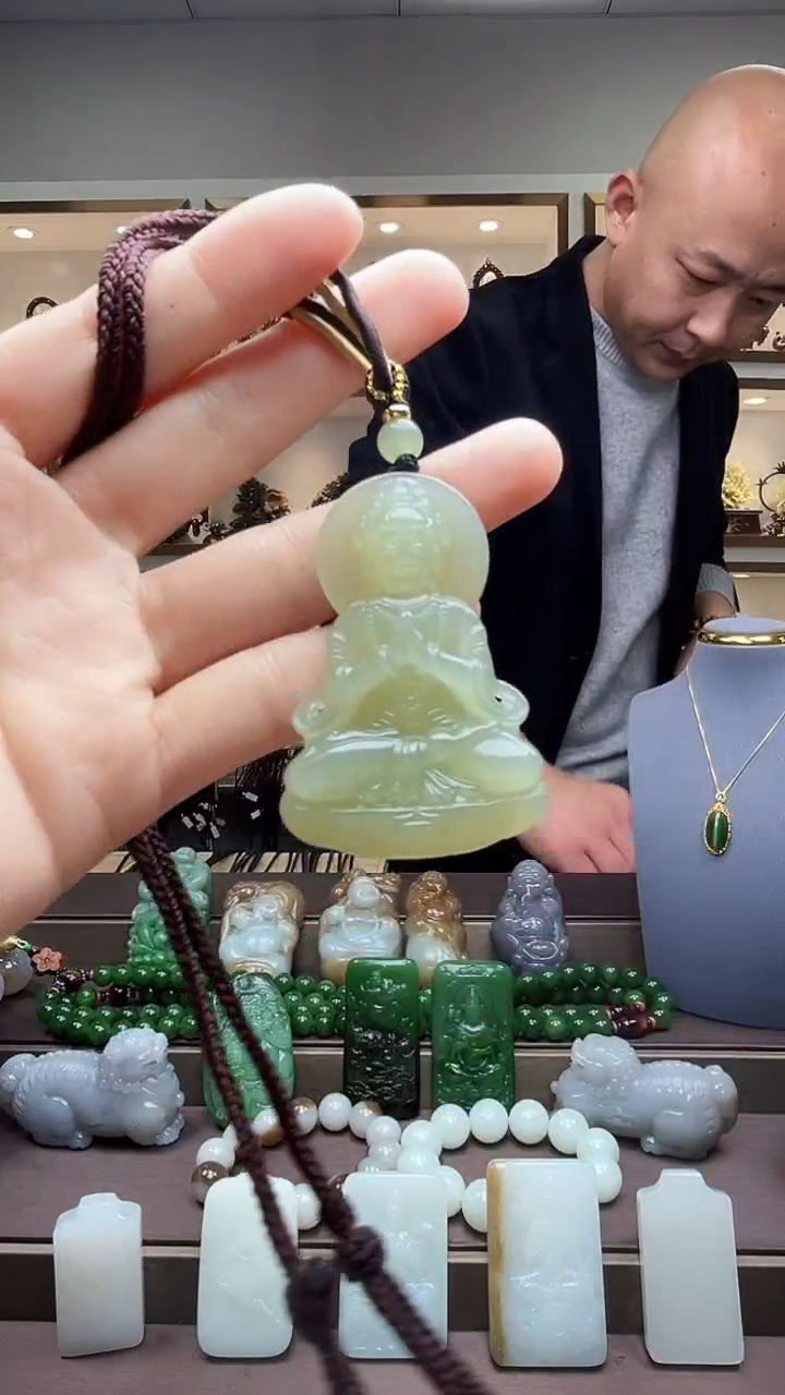 【闪购商品】和田玉颈饰未镶嵌苏