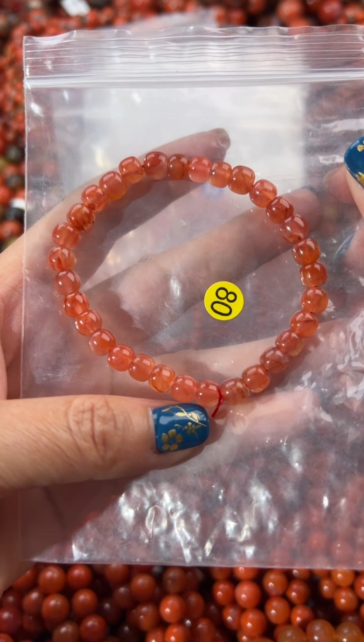 未镶嵌手串南红玛瑙6+