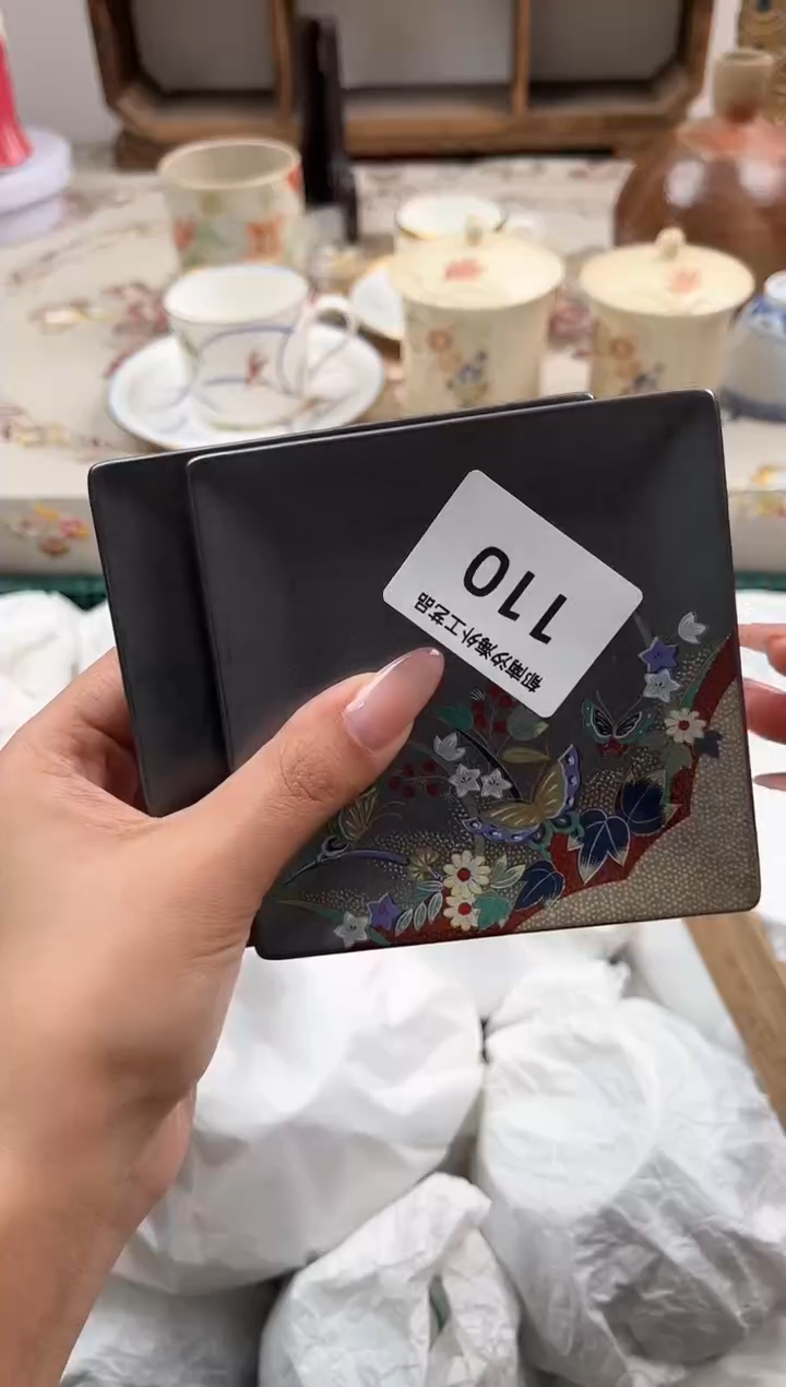 瓷片柒*爷B         110