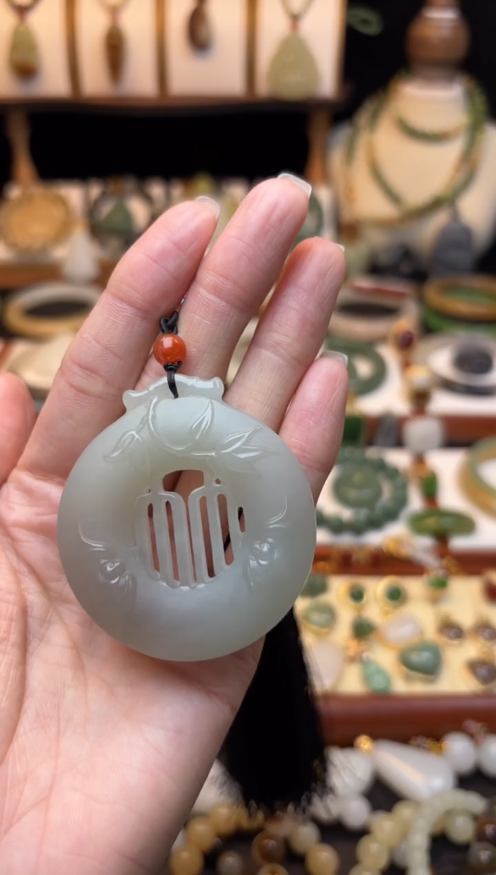 【闪购商品】和田玉挂件未镶嵌1