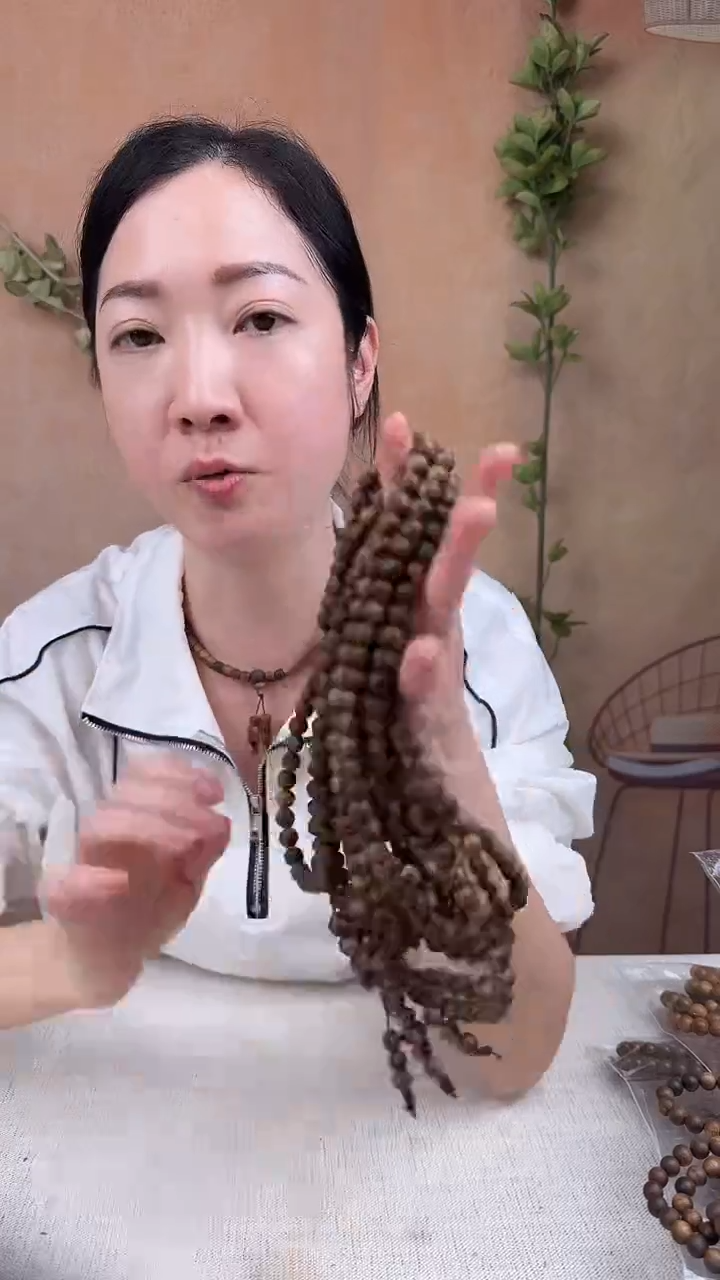 沉香沉香碎屑11沉香圆珠多圈卡8多样性发1