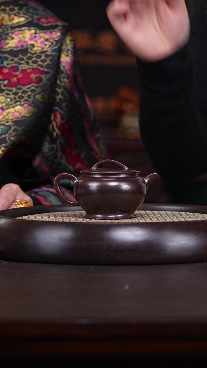 【闪购商品】紫砂茶壶姚玲香24-45 龙山古乌泥汉瓦