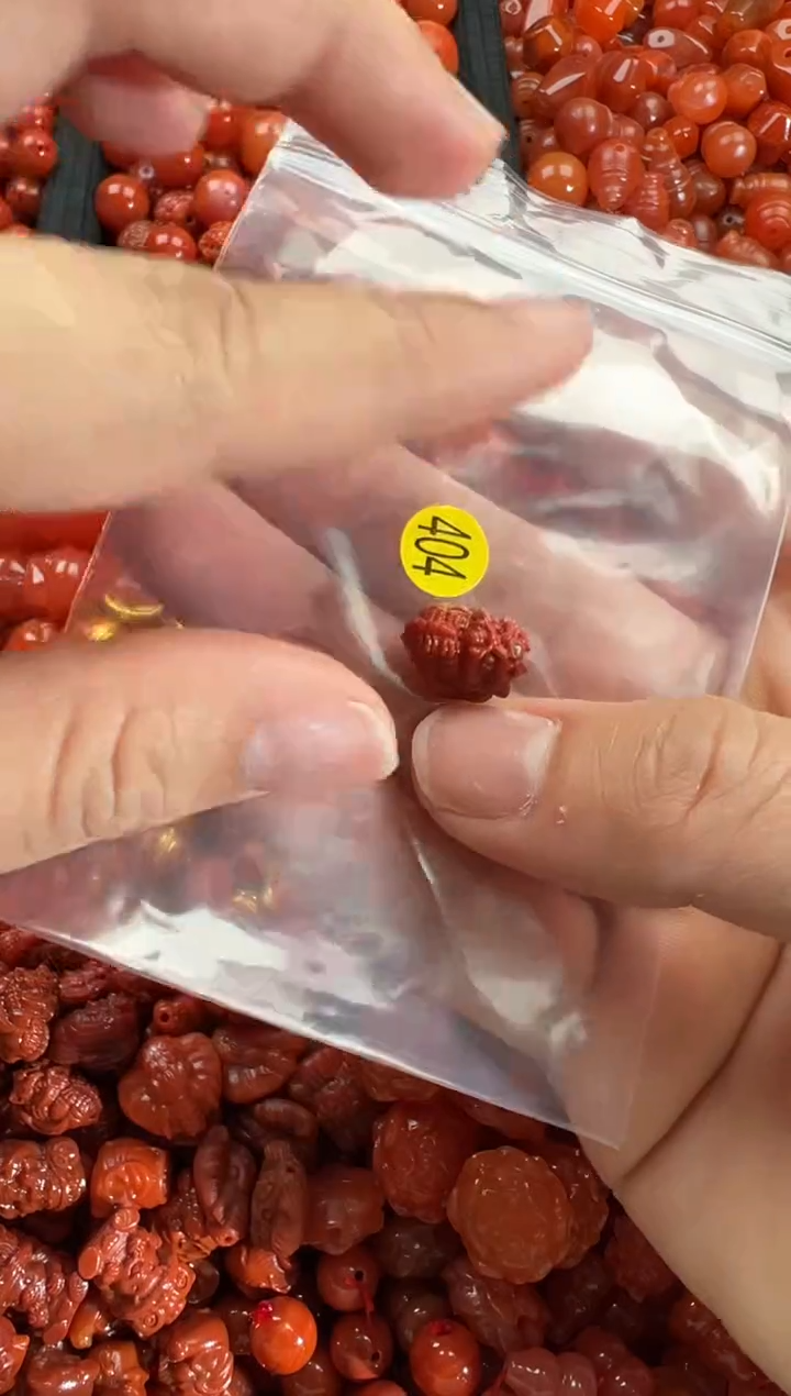 【闪购商品】南红玛瑙颈饰未镶嵌1